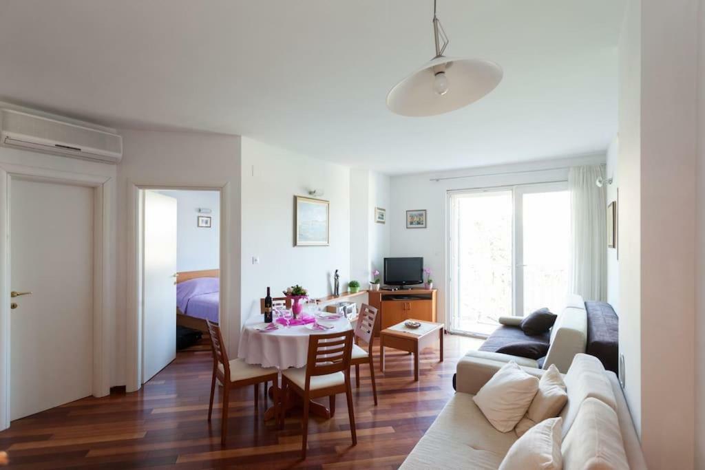 Apartment Maria - Free Garage ดูบรอฟนิก ภายนอก รูปภาพ